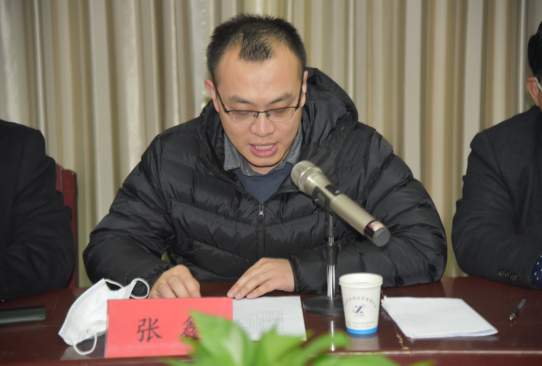 公司召開(kāi)黨員發(fā)展對象、入黨積極分子 “雙推”會(huì )議