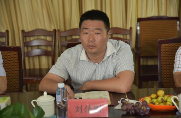 山東科技大學(xué)公共課教學(xué)部領(lǐng)導 蒞臨公司開(kāi)展“訪(fǎng)企拓崗”促就業(yè)調研活動(dòng)